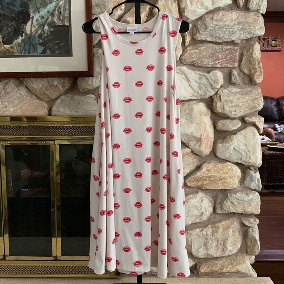 Womens Altered lularoe jessie dress sleeveless lips pattern size L - Picture 1 of 10